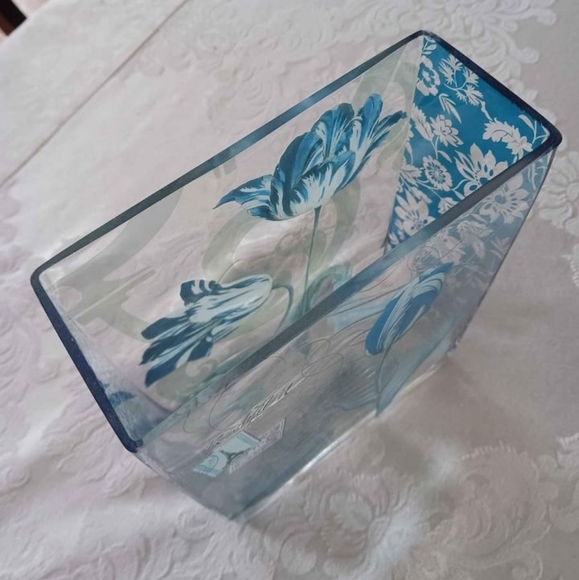 Blue Bird / Floral Glass Hand Painted Vintage Vase - Picture 7 of 8